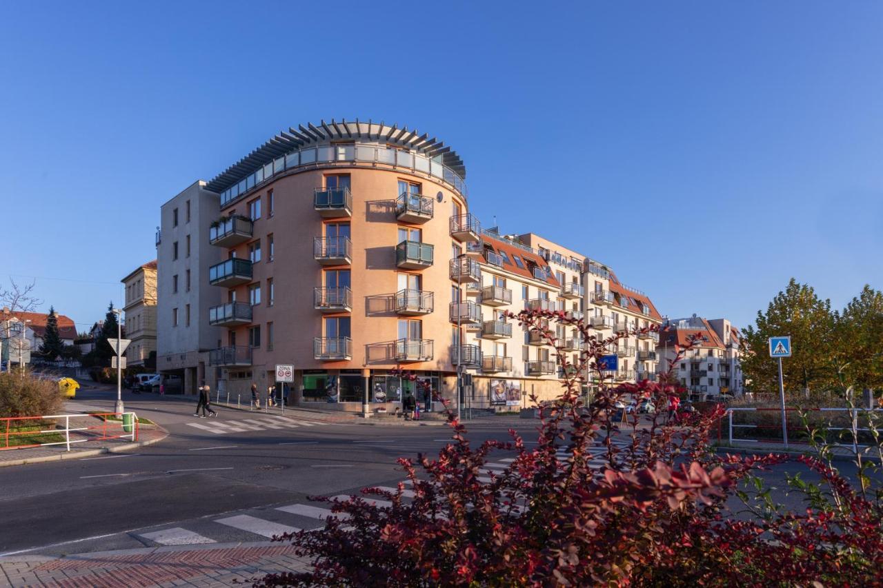 Sunny In Modrany By Days Apartmán *